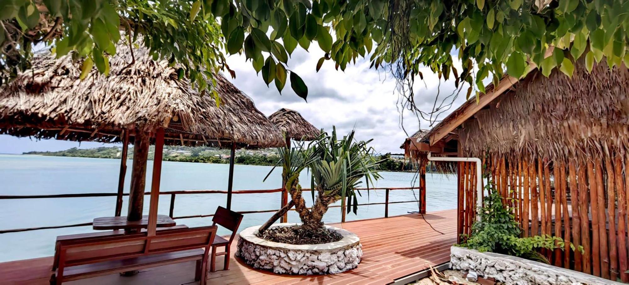 Crystal Beach Hotel Port Vila Eksteriør bilde